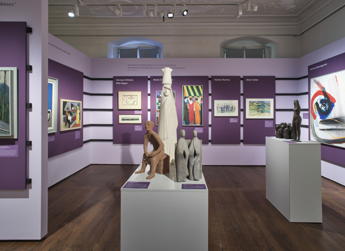 Ausstellungsbereich &quot;Gegenständlich versus Abstrakt&quot;